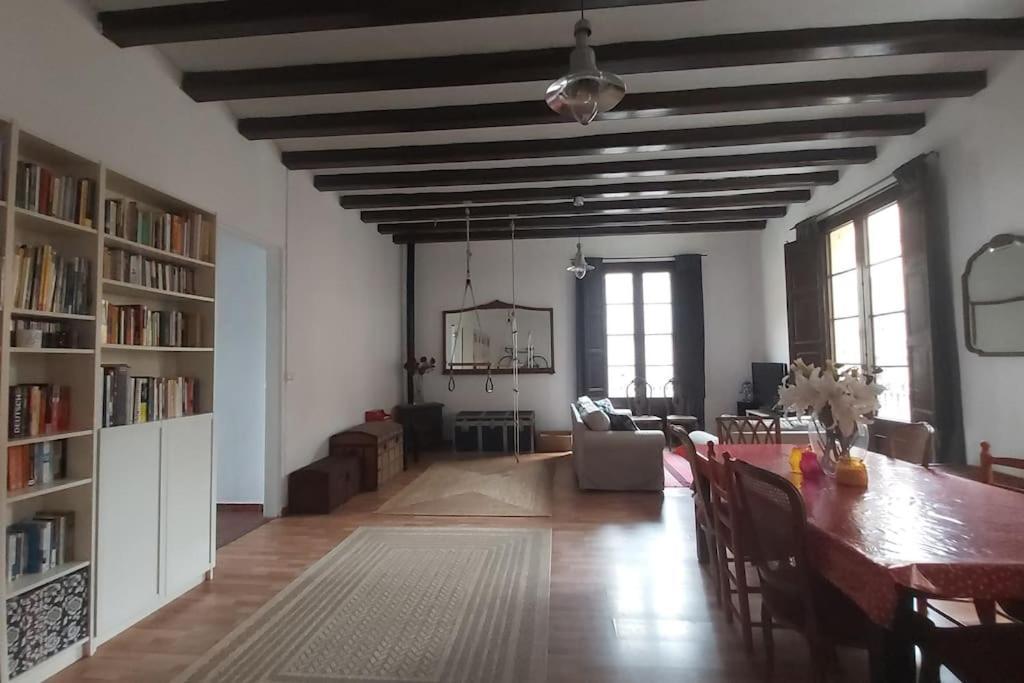 Privat overnatting Small In Sants With Huge Terrace Barcelona