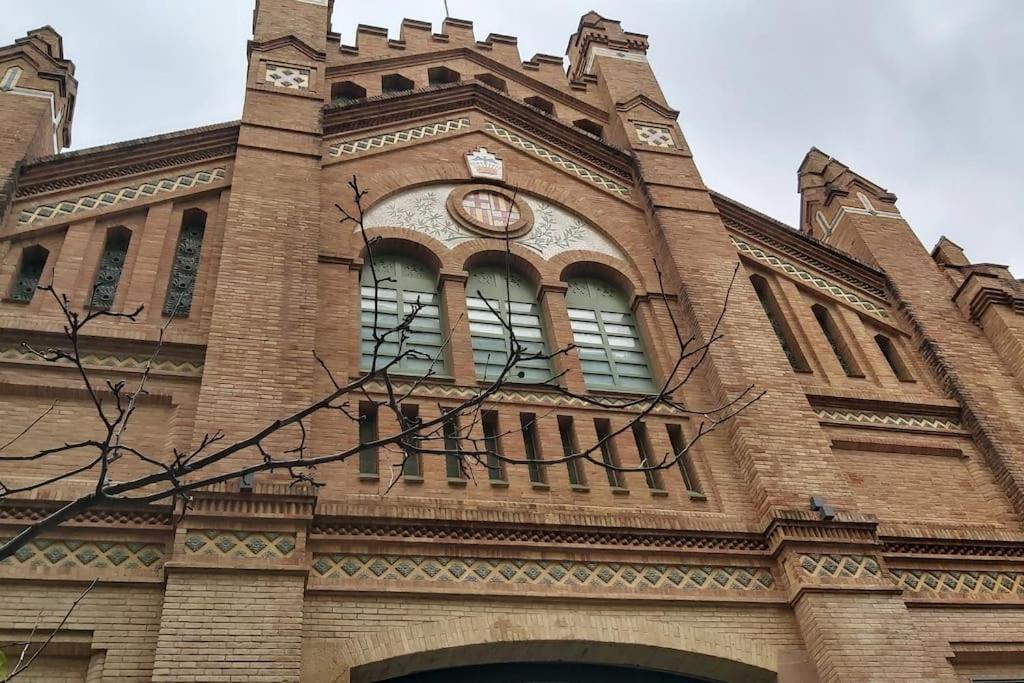 Privat overnatting Small In Sants With Huge Terrace Barcelona